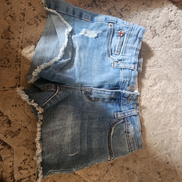 Girls Hudson Shorts - Picture 5 of 7